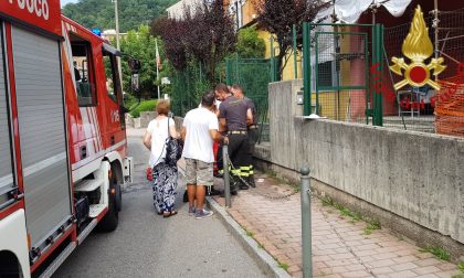 Piede incastrato nella ruota della bici soccorso 13enne