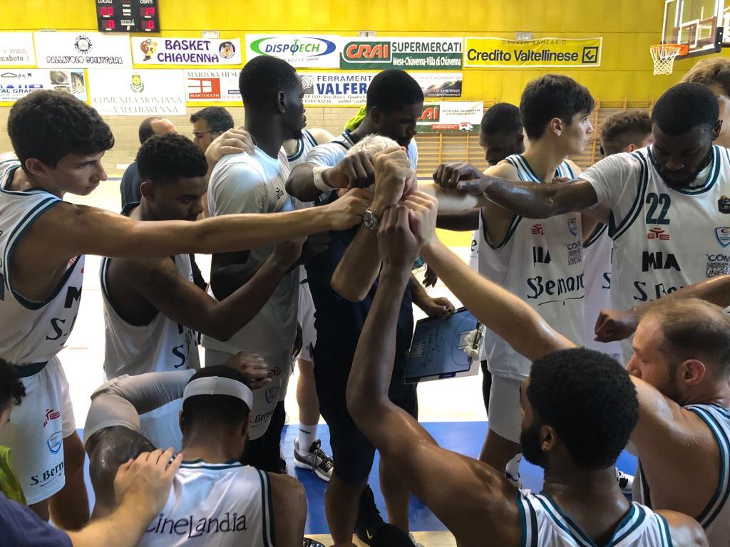 Basket Cantù rimonta, diverte e batte la Virtus Bologna