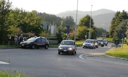 Investito in bici mentre tornava dal lavoro, è grave