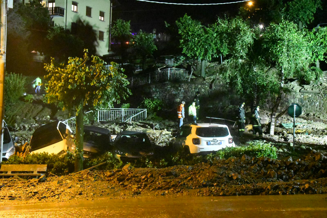 Maltempo in Valsassina: allevatori isolati in alpeggio e animali dispersi