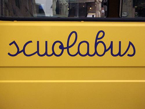 Il prossimo anno ritorna lo scuolabus: tariffe in base all’Isee