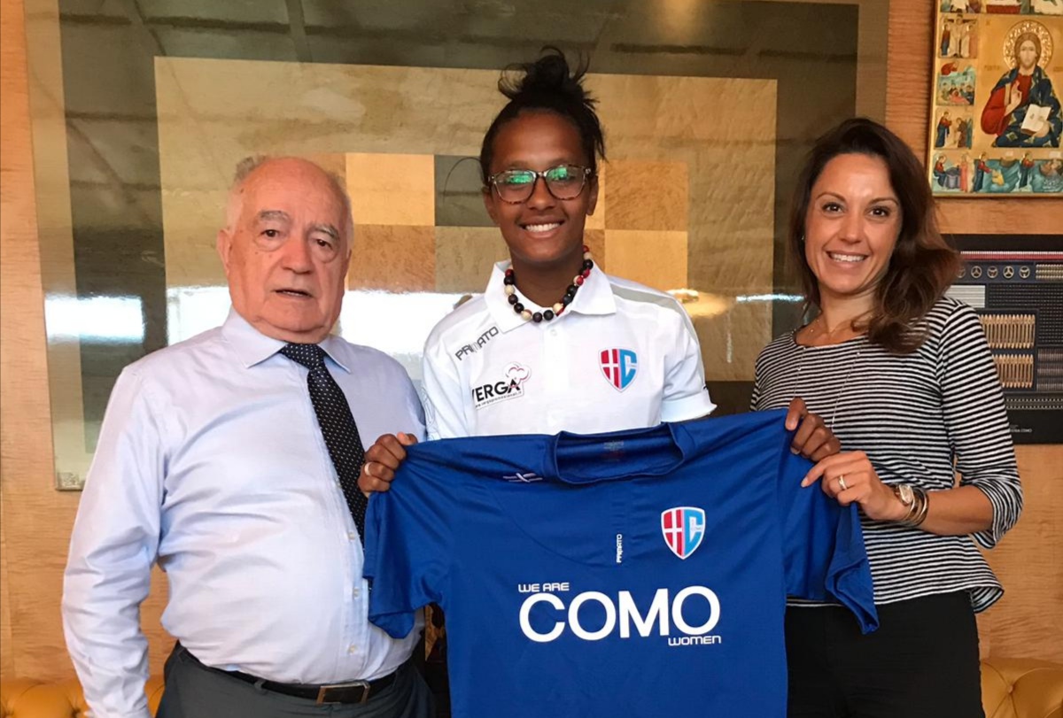 Acf Como: bomber De Paula in visita alla Tabu