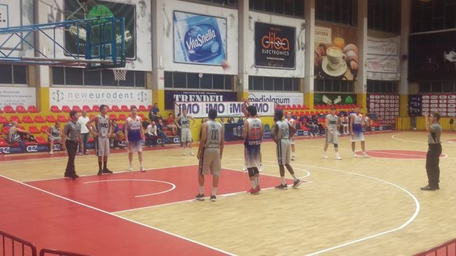 Basket C Gold Rovello ko a saronno ieri