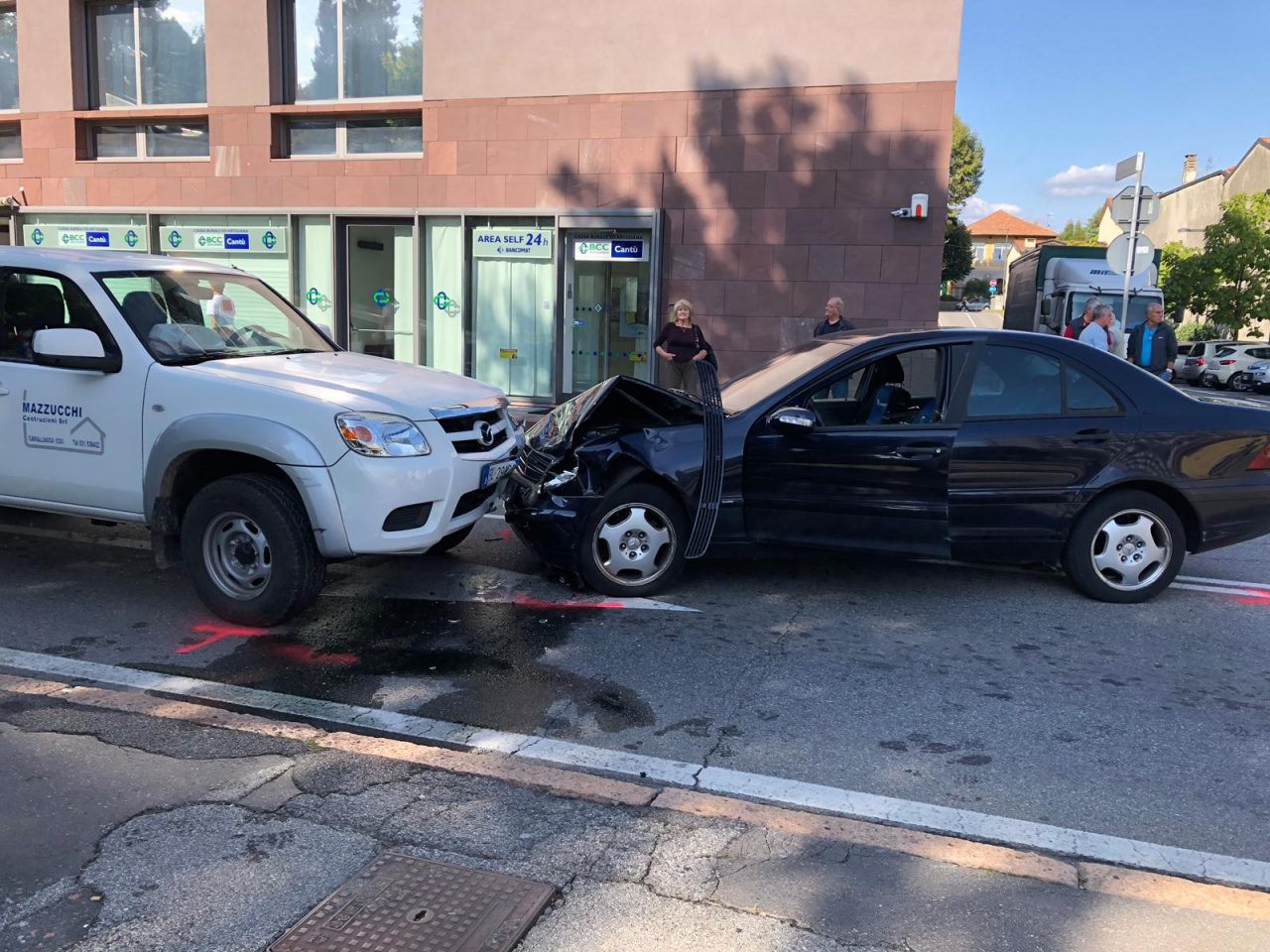 Incidente sulla Statale a Olgiate, due feriti VIDEO