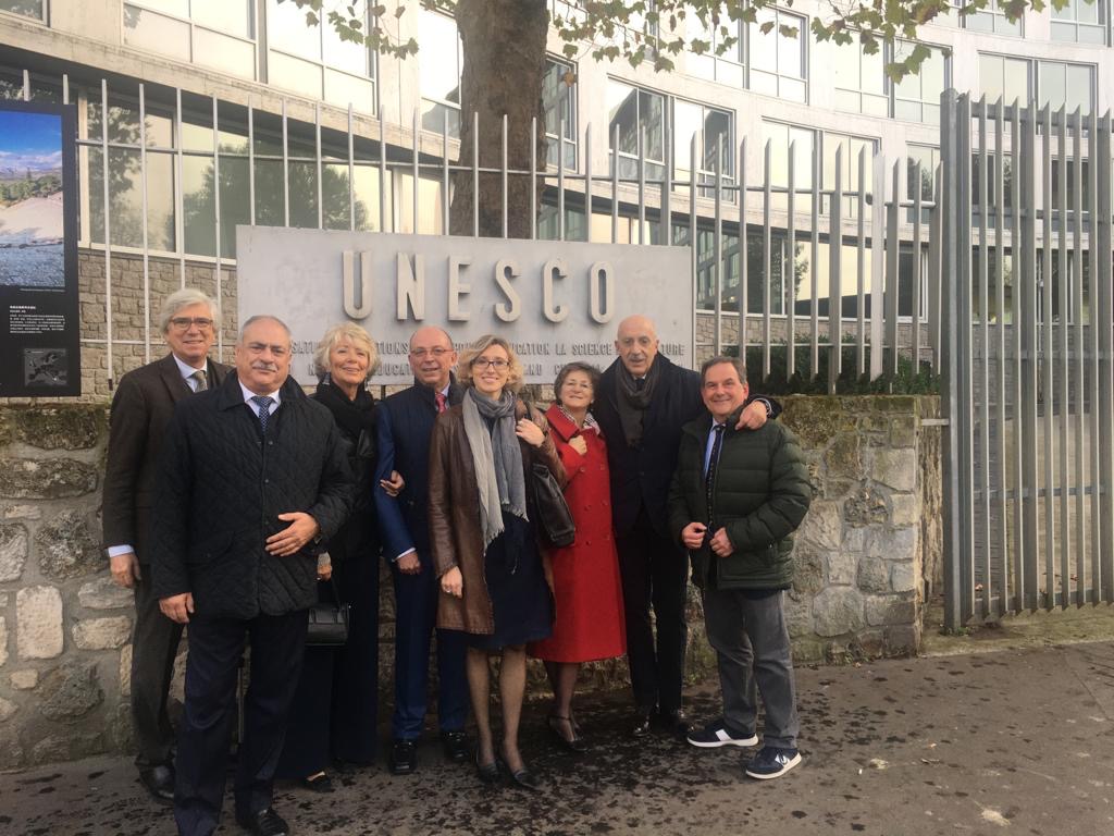 Como Città Creativa Unesco: a Parigi fa sognare il racconto della seta