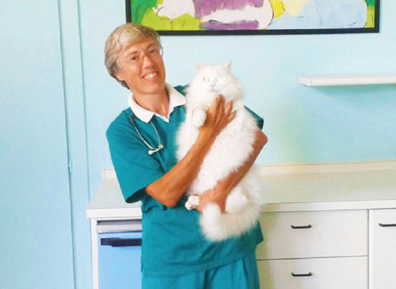 Enrica Mambretti veterinaria e scrittrice