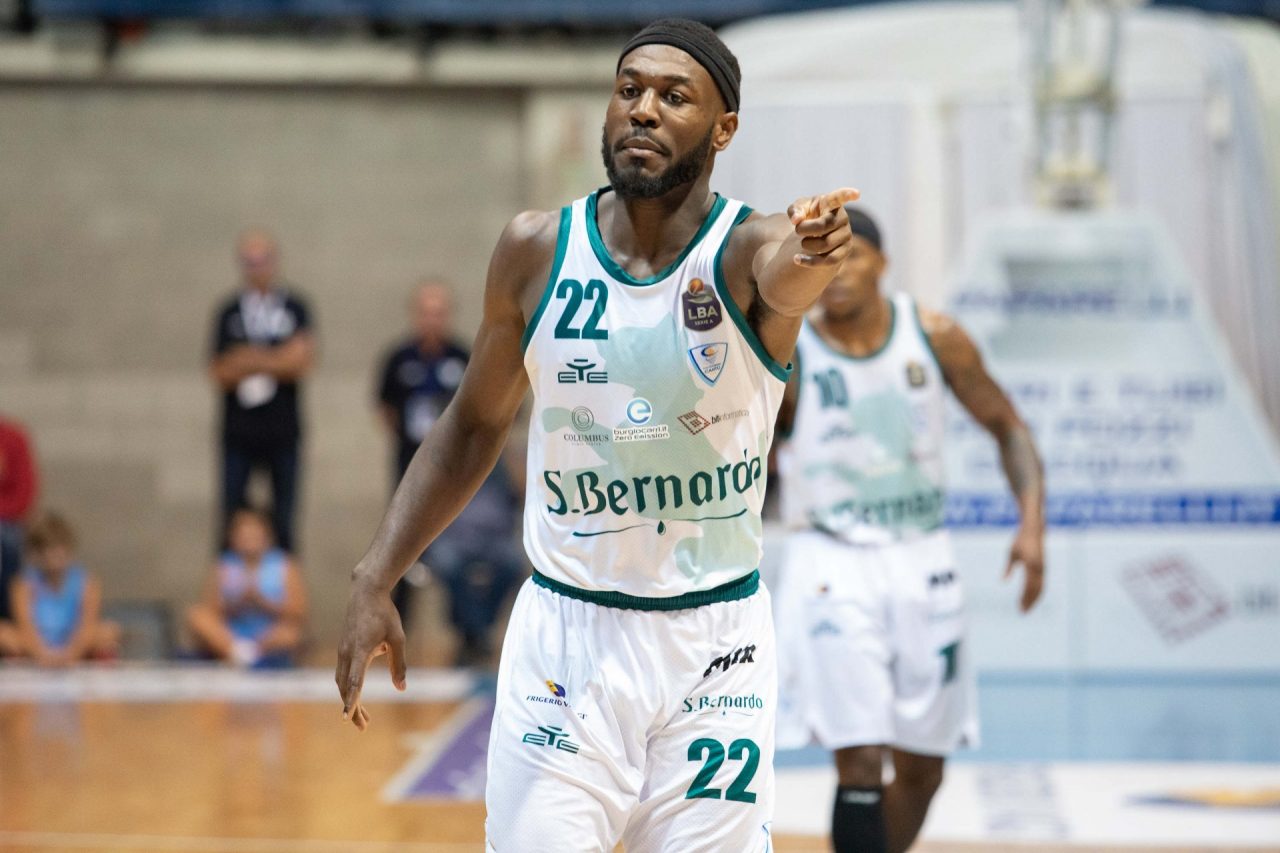 Pallacanestro Cantù le informazioni sui biglietti per la gara contro Trento