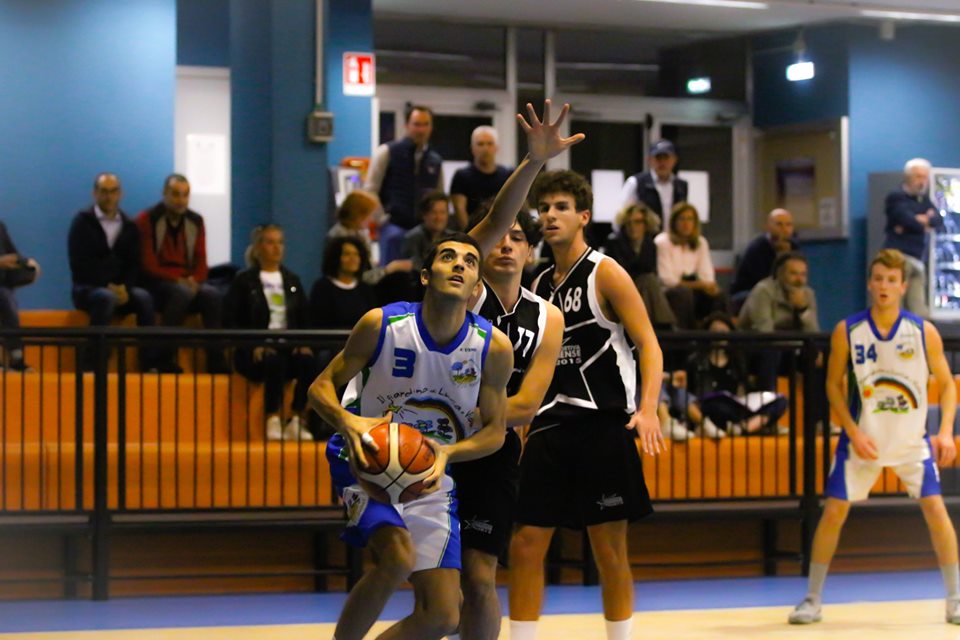 Basket giovanile a segno all’esordio Le Bocce Erba e Giardino Orsenigo