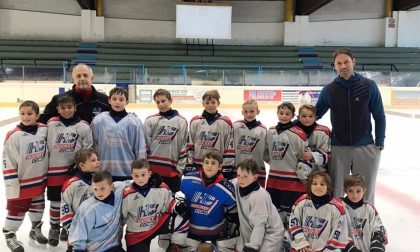 Hockey Como Under15 cadono in casa contro Aosta