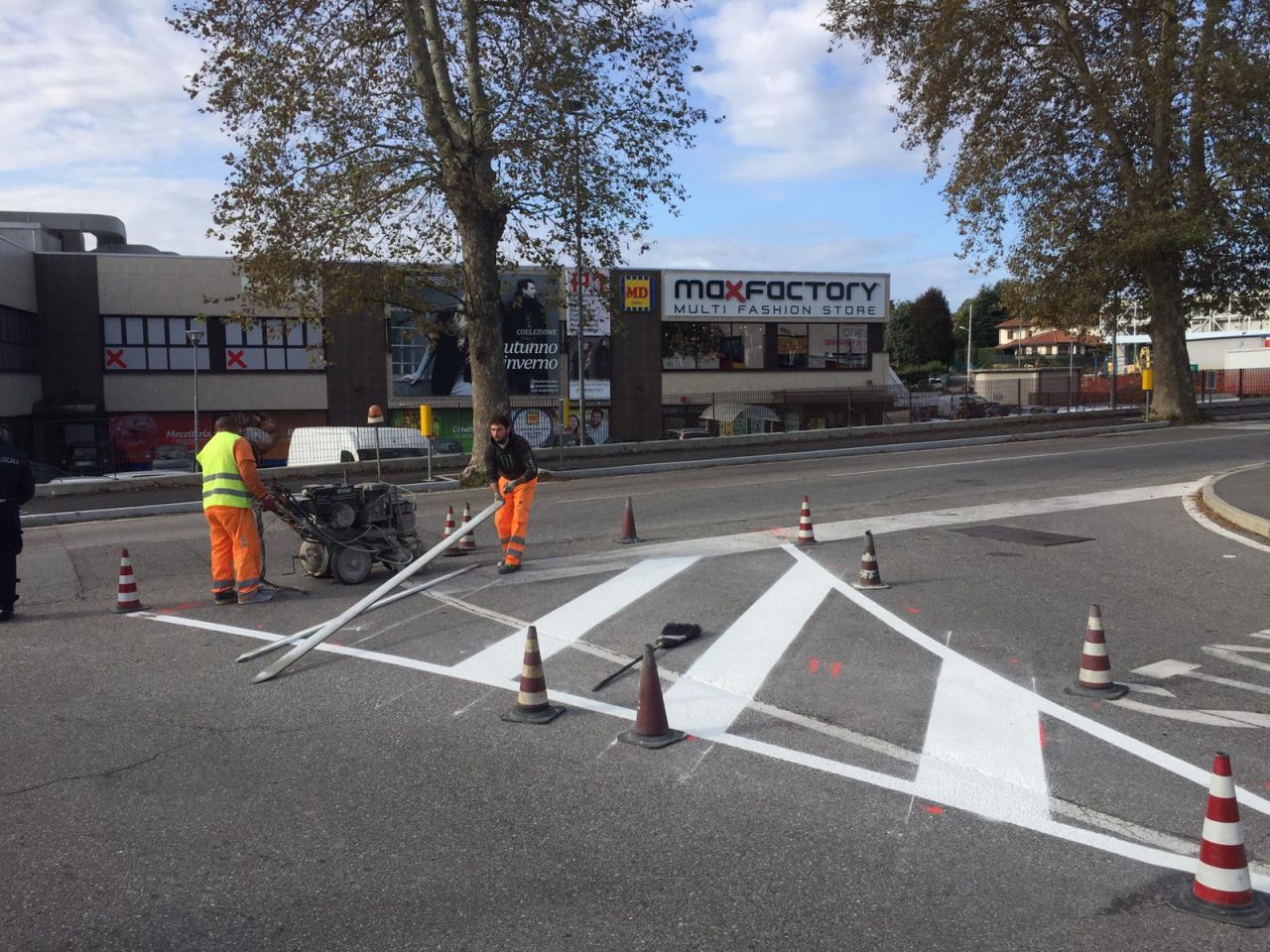 Svolta vietata sulla statale, tracciata la nuova segnaletica