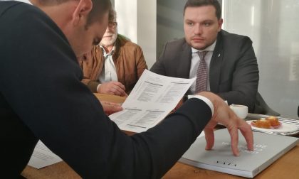 Giovanni Currò (M5s): "Una petizione per un'aria più pulita"