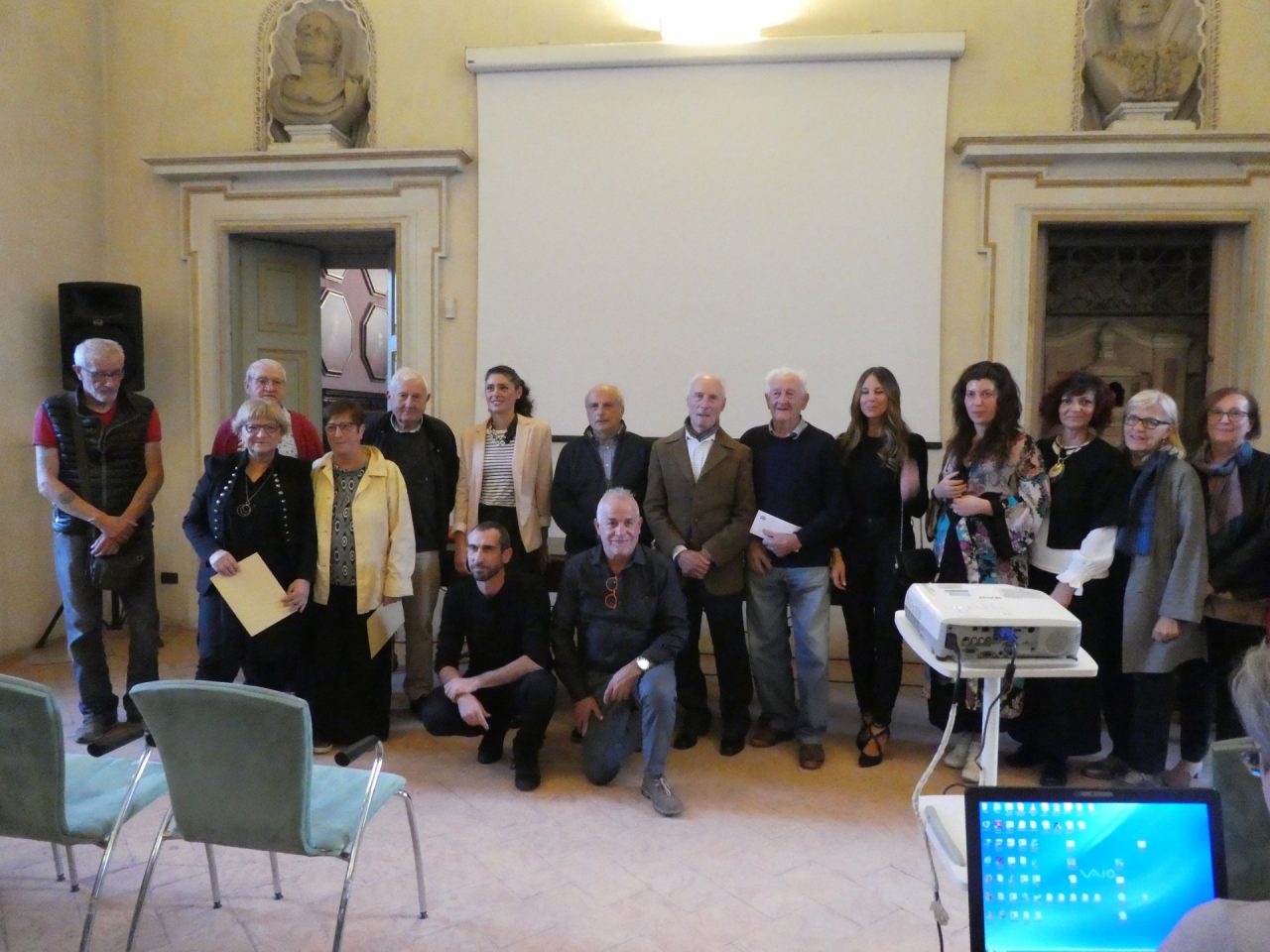 Premio scultura e arti plastiche riconoscimento per un marianese