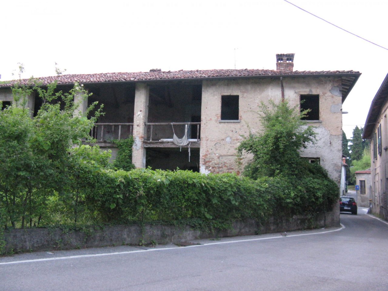 Cascine abbandonate, una legge regionale per recuperarle sorpassando la burocrazia VIDEO