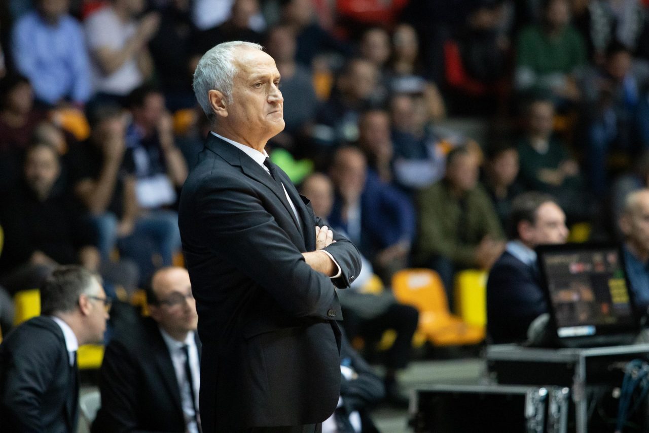 Pallacanestro Cantù coach Pancotto: “Dobbiamo lottare su tutti i campi”