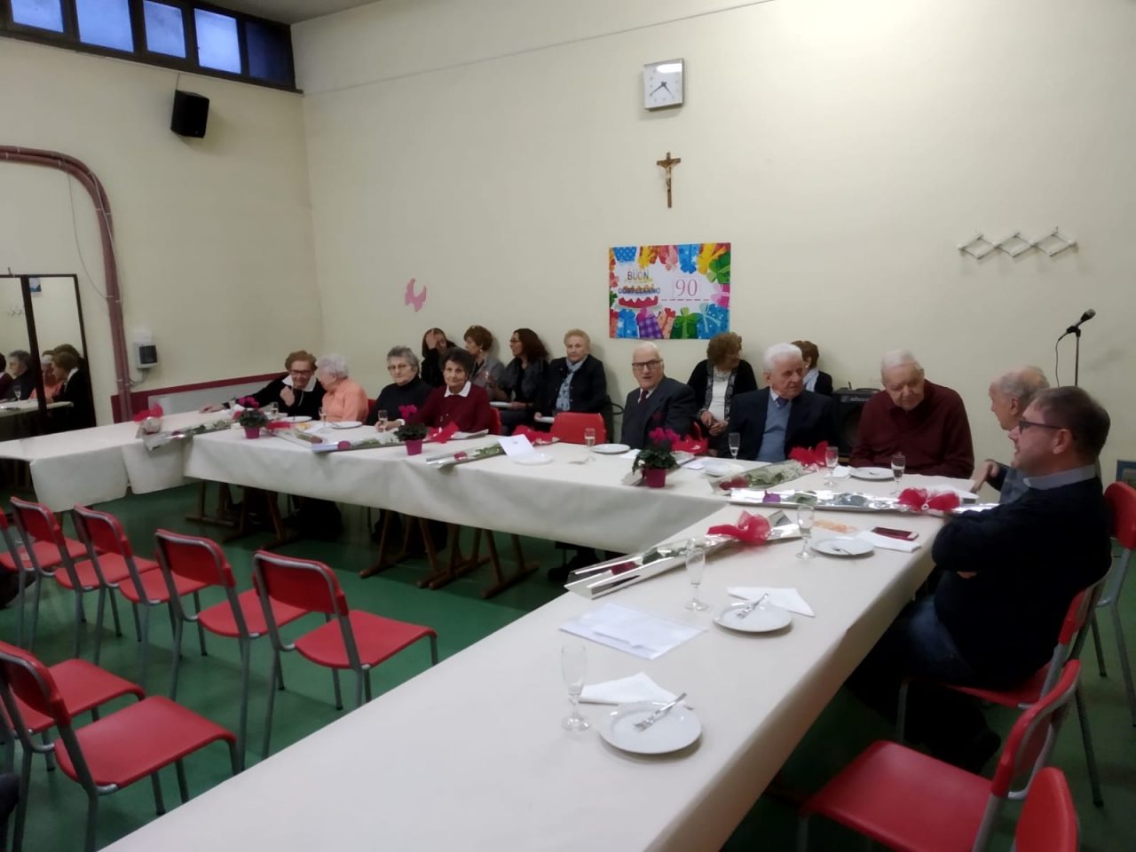 Festa dei 90enni a Cabiate: domenica tra auguri e sorrisi