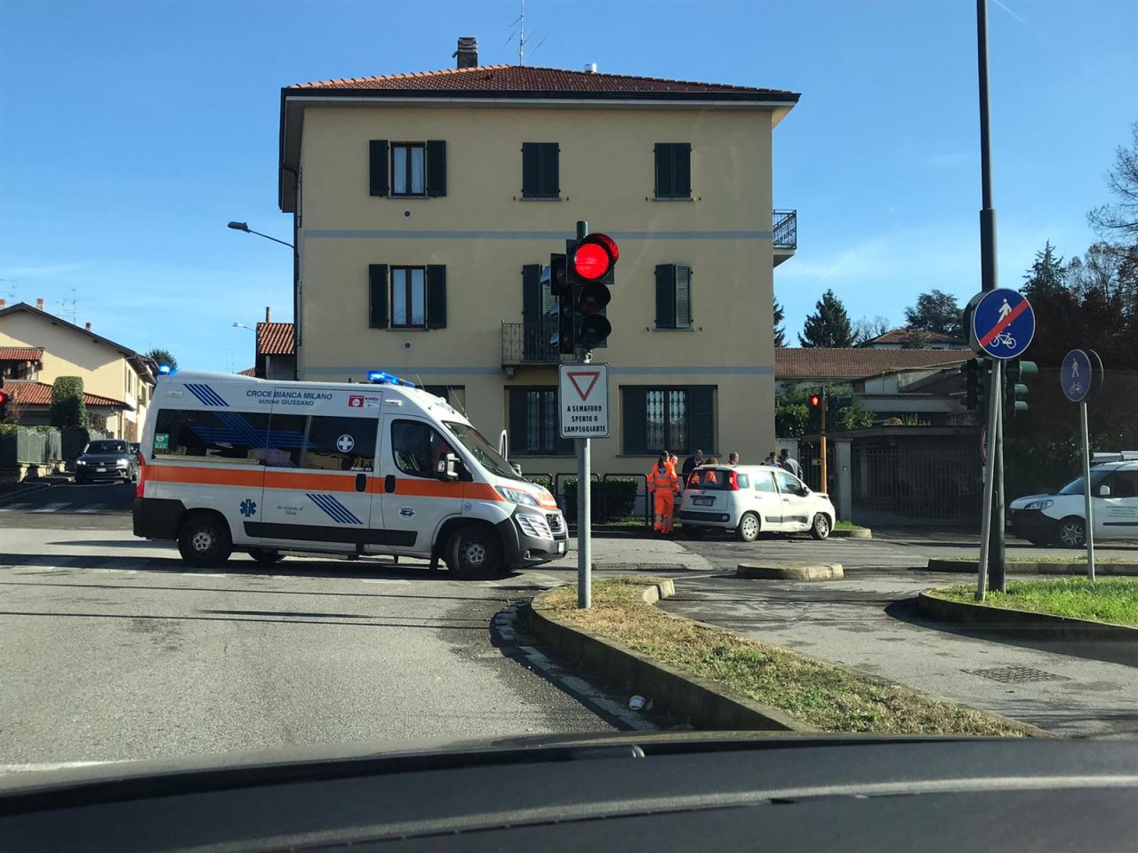 Incidente Arosio coinvolte due persone
