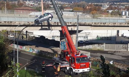 Fuori strada con l'auto ferito 76enne FOTO