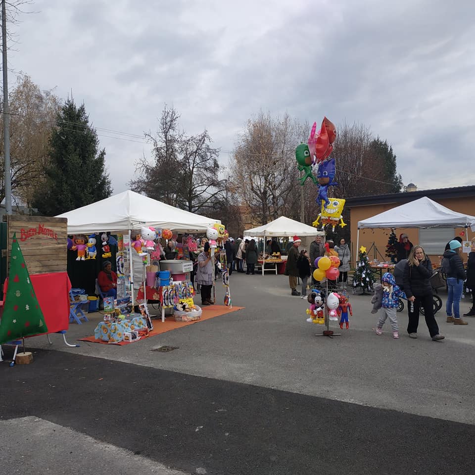 Mercatini a Faloppio, due giorni dedicati al Natale - Prima Como