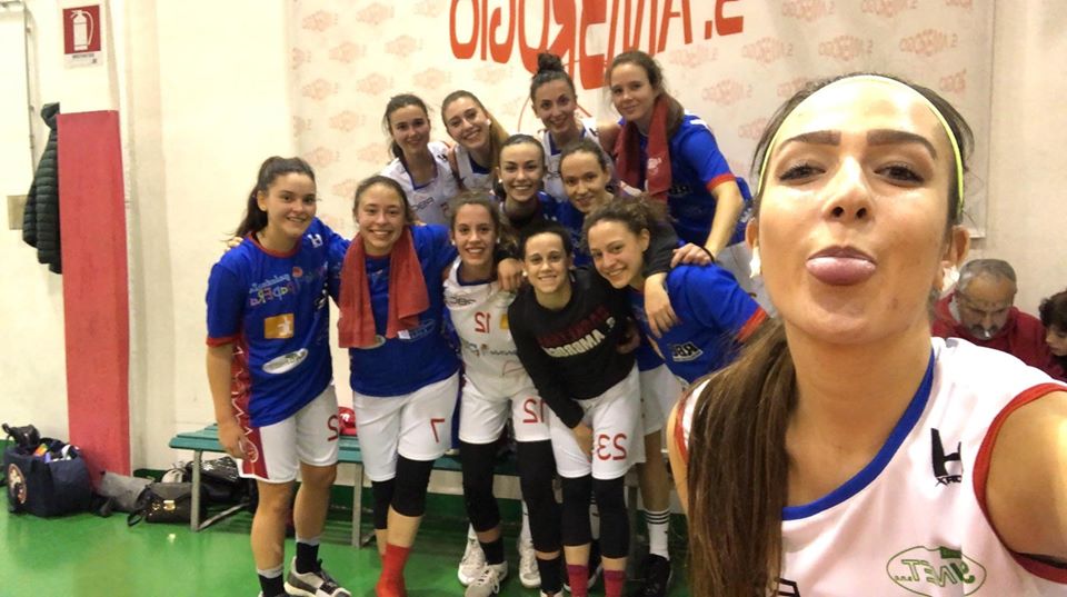 Basket femminile a segno Vertematese e Nonna Papera Mariano