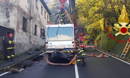 Voragini a Como: riapre viale Geno, cantiere ancora aperto in via Carso
