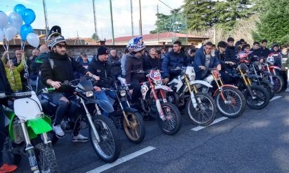 Chiesa piena per i funerali di Ethan. Il sacerdote: "Sei stato come un figlio"