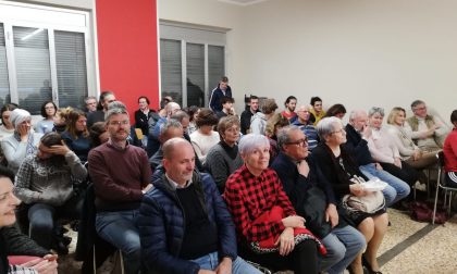 Pienone alla Fagnana per la "serata senza muri"