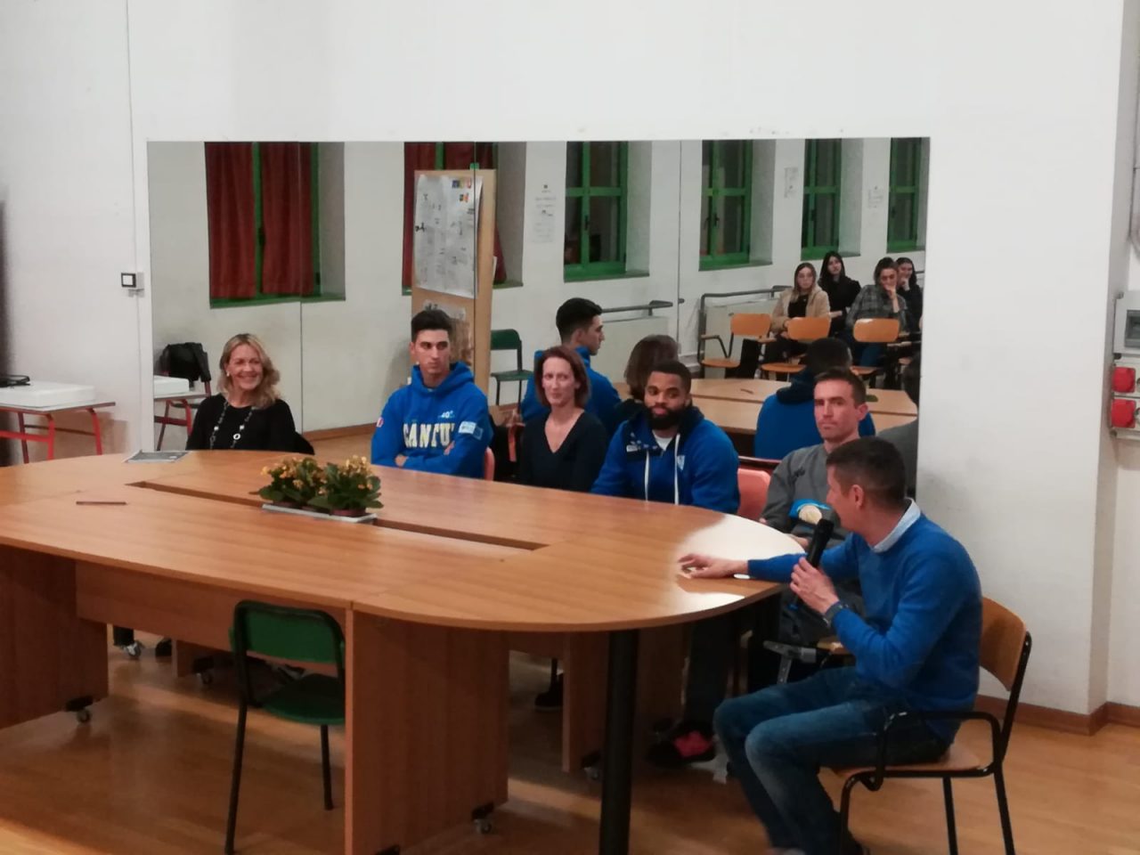 Pallacanestro Cantù ieri serata di sport e di alimentazione
