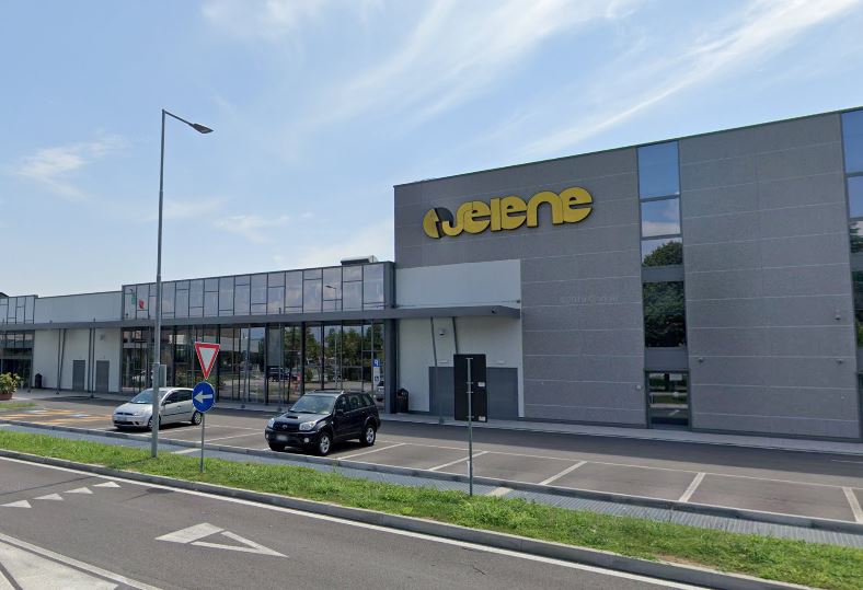 Addio a Dina fondatrice di Selene città negozio