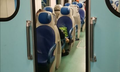 Ritardi treni: ancora problemi questa sera, pendolari ostaggi sulla linea Milano-Como-Chiasso