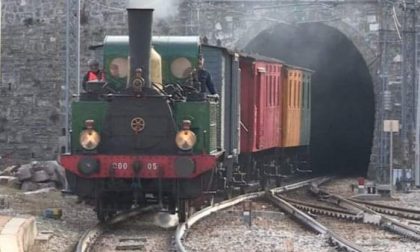 Sciopero di Trenord in corso, a Erba passa il treno strenna