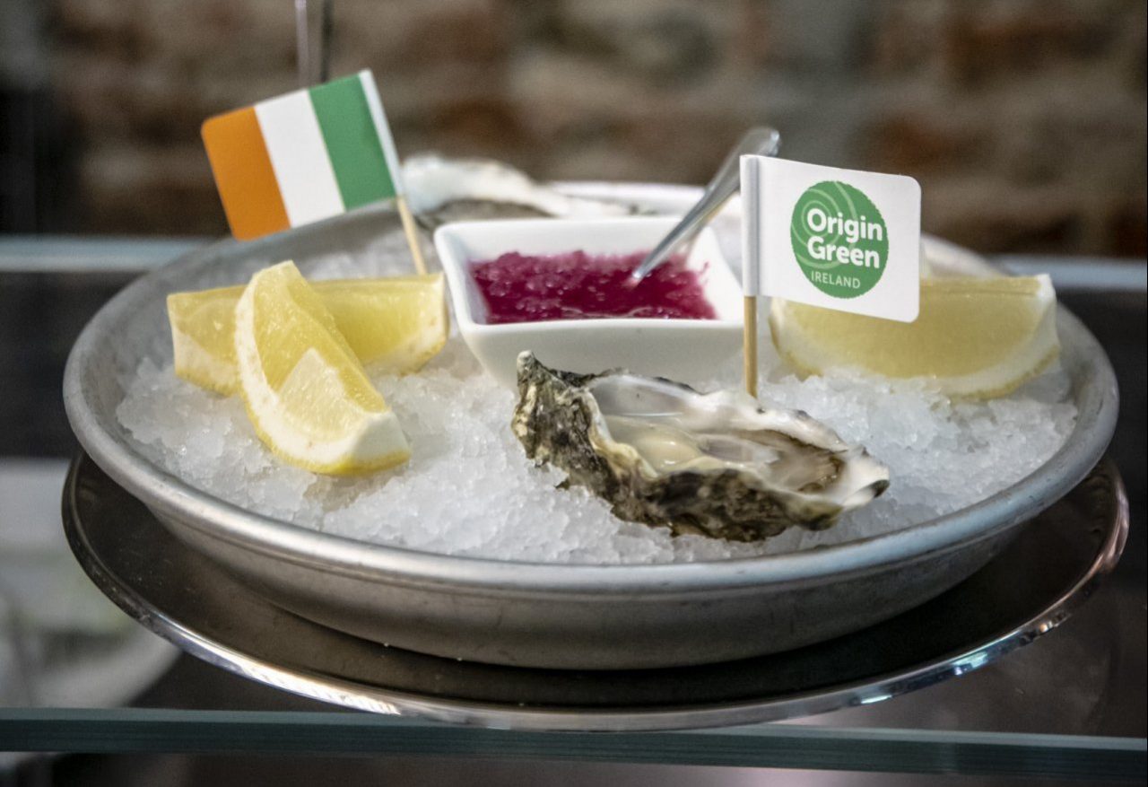Non solo carne di Manzo, anche le ostriche sono una delle prelibatezze irlandesi più amate al mondo: parola di Bord Bia