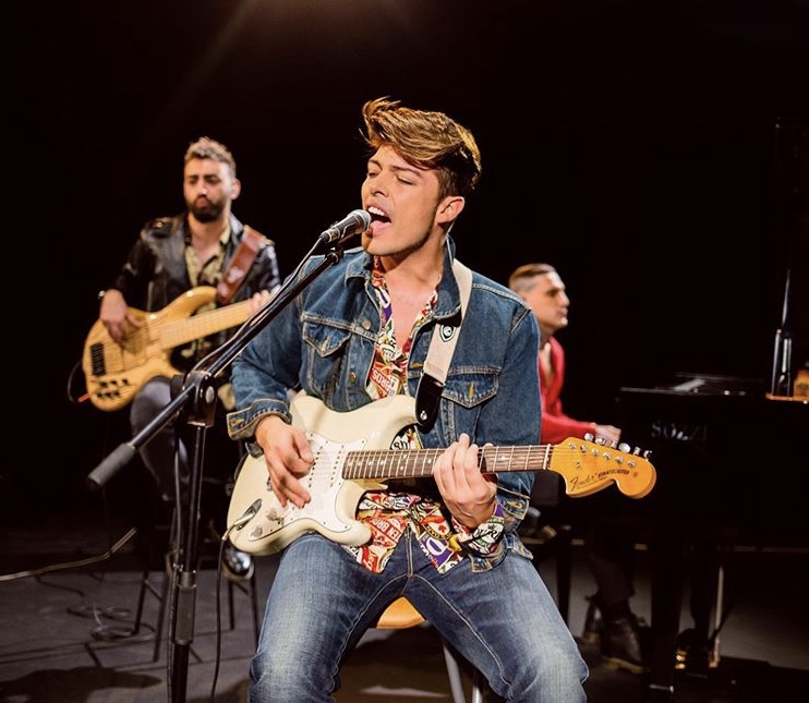 Stash e i The Kolors ospiti di Facchinetti