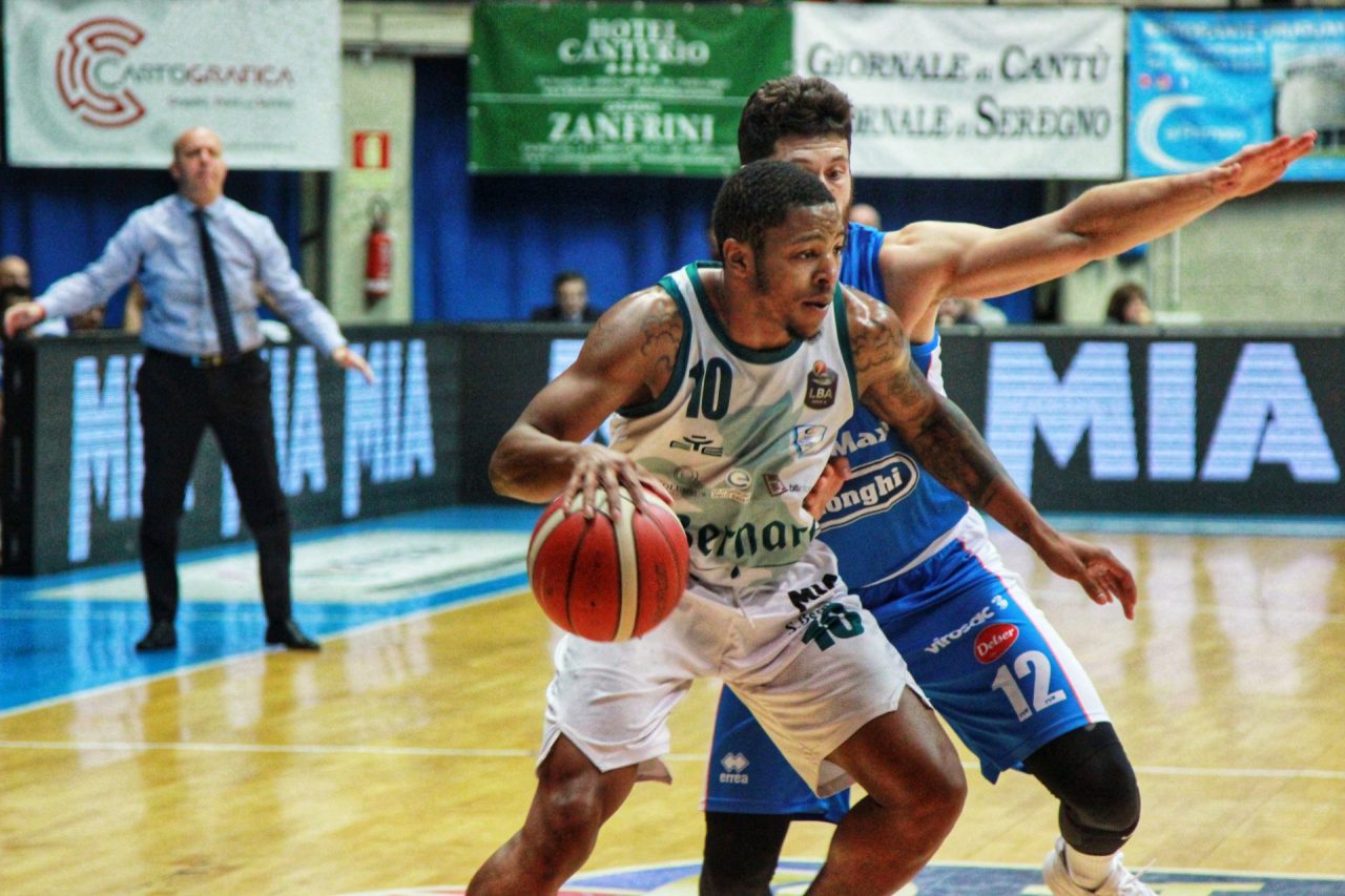 Pallacanestro Cantù domenica l’incontro coi tifosi per foto e autografi