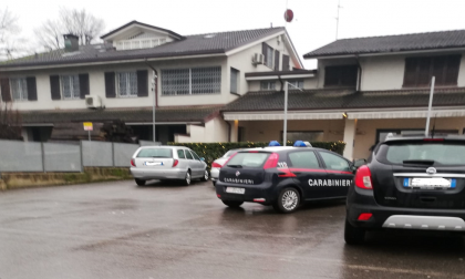 Paura a Carimate: rapinato l’addetto alle slot machine, banditi armati in fuga