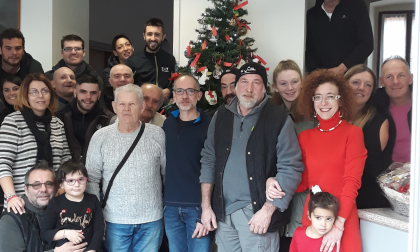 Un albero speciale: così i clienti si raccontano con gli addobbi