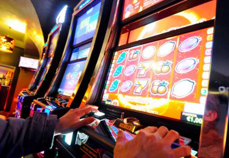 Limiti orari per le slot a Cantù: il Tar della Lombardia dà ragione al sindaco