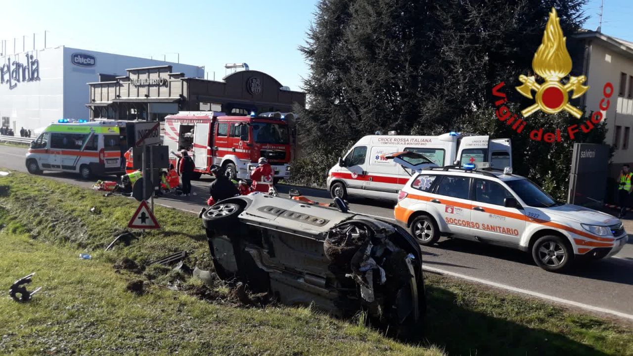 Muore in ospedale dopo essere stato investito in bici