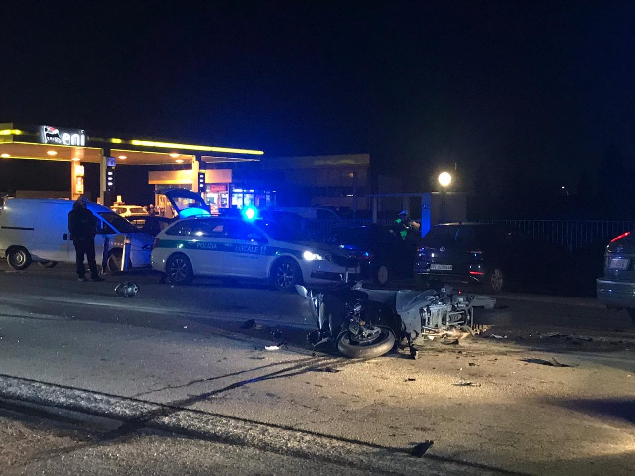Incidente Mariano tra auto e moto: un ferito FOTO