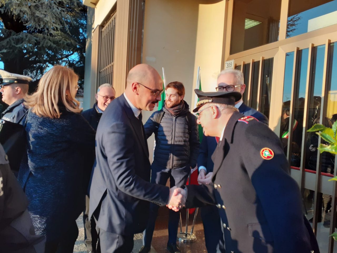 Il vice Ministro all’Interno Matteo Mauri gira per il Comasco: dopo Alzate, l’arrivo in Prefettura