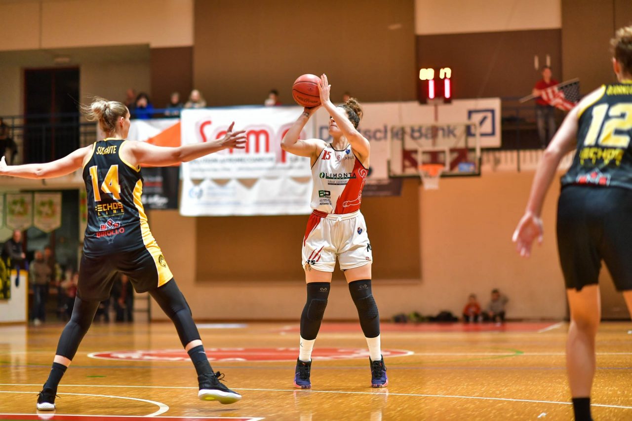 Serie A1, 15^ giornata: la Limonta Sport Costa Masnaga ci crede, ma nel finale arriva il break decisivo delle lupe