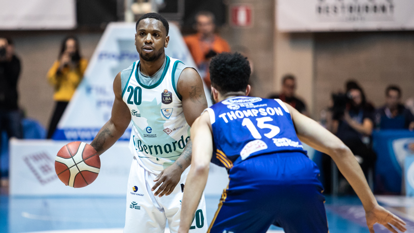 Pallacanestro Cantù contro Venezia domani al via la vendita dei biglietti