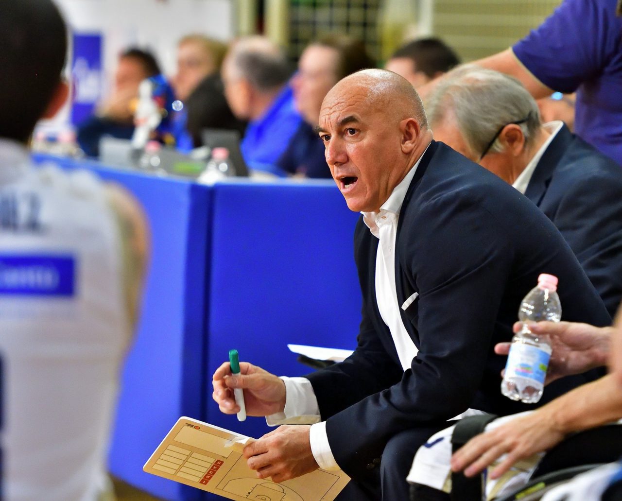Coach Marco Bergna lascia Briantea84