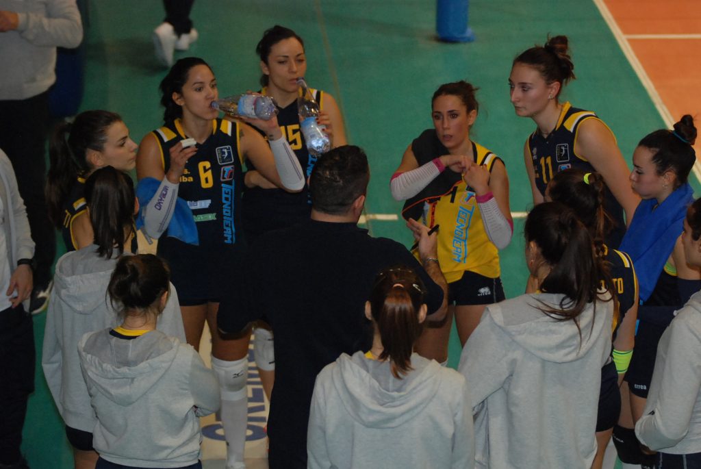 Albese Volley la Tecnoteam non giocherà fino al 15 marzo
