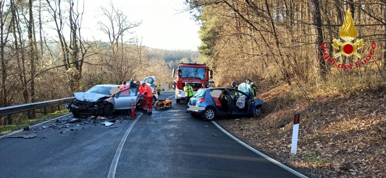 Incidente ad Alzate Brianza: due feriti FOTO