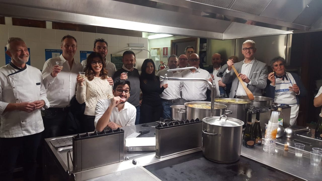 Sindachef, sindaci ai fornelli per le scuole: successo ad Anzano