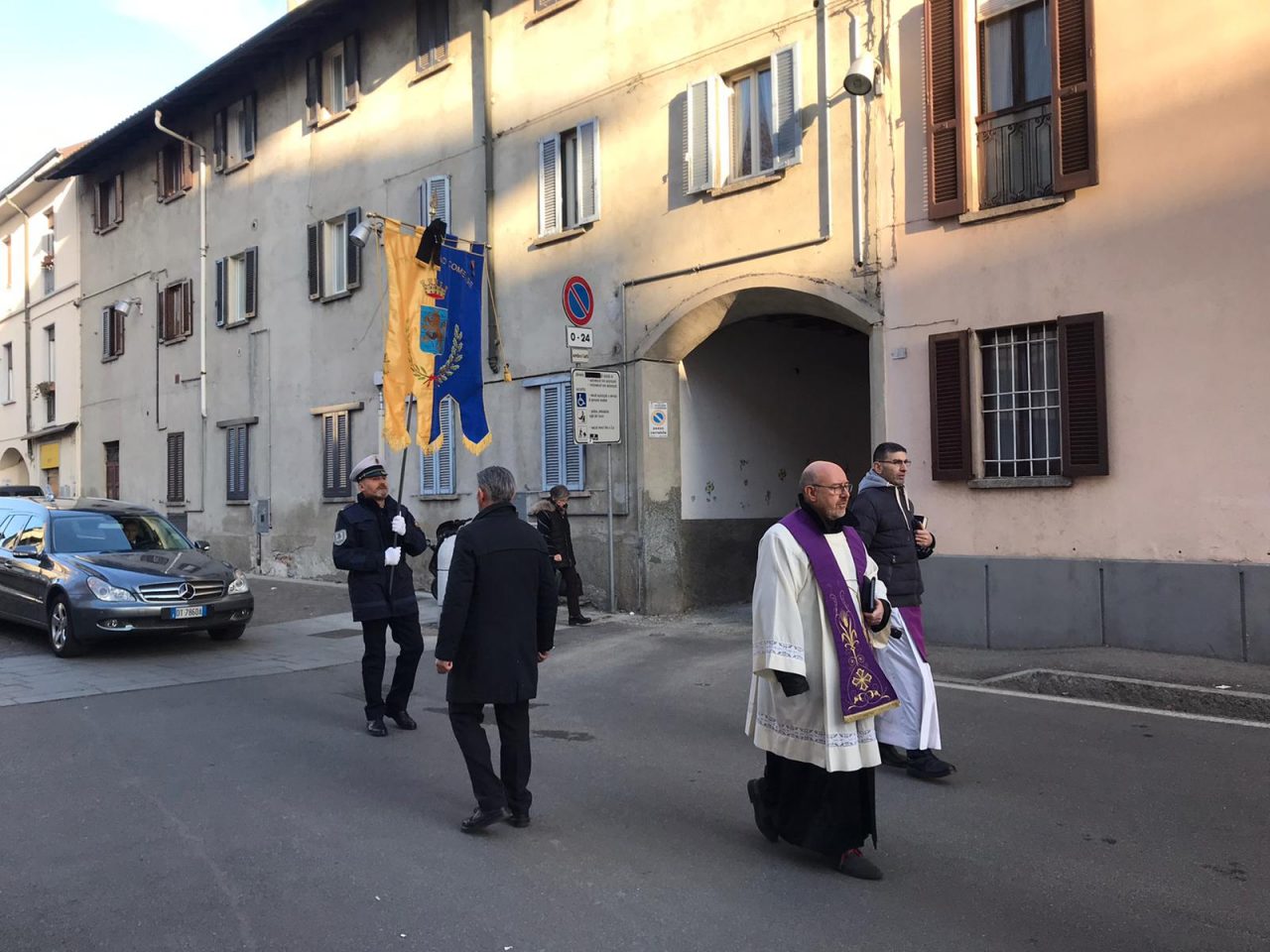 Mariano saluta il suo ex sindaco missionario: “Obrigado Paolo”