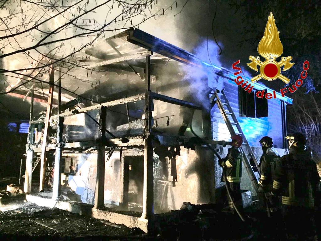 incendio a Guanzate