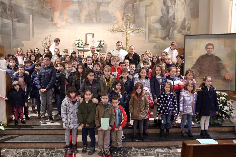 Vescovo in visita a Valmorea, una grande festa