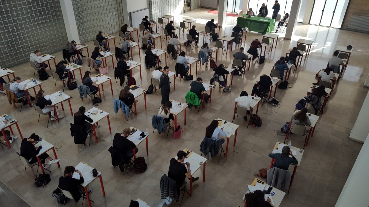 Nuova edizione del premio letterario “LeggiAmo a Scuola. Fiamme Gialle e Costituzione”
