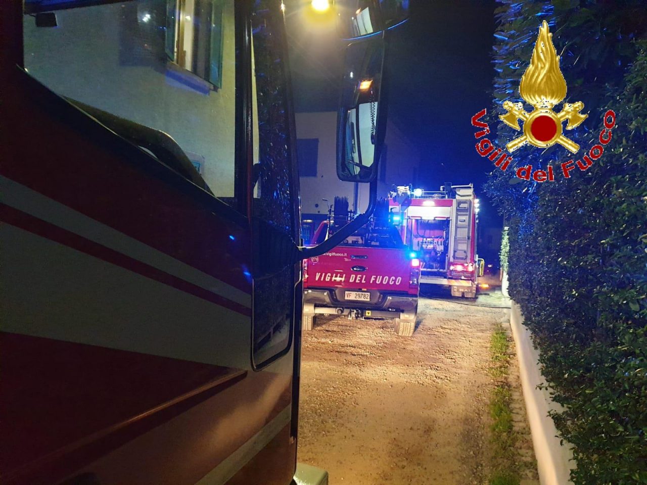 Principio di incendio a Figliaro, soccorsa una persona